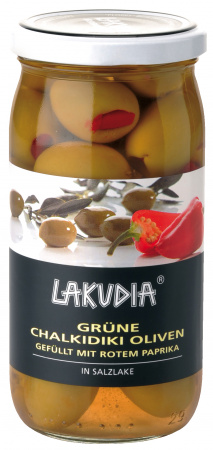 Grüne Chalkidiki Oliven gefüllt mit rotem Paprika